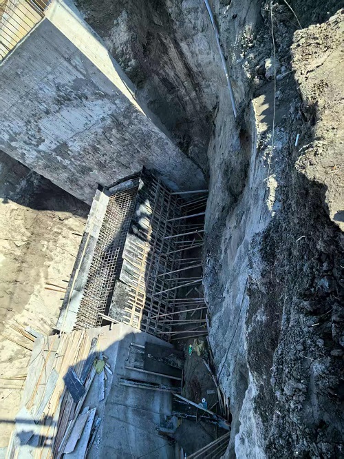 ˮ��ݔˮ�����ڣ��������̽�������(bi��o)